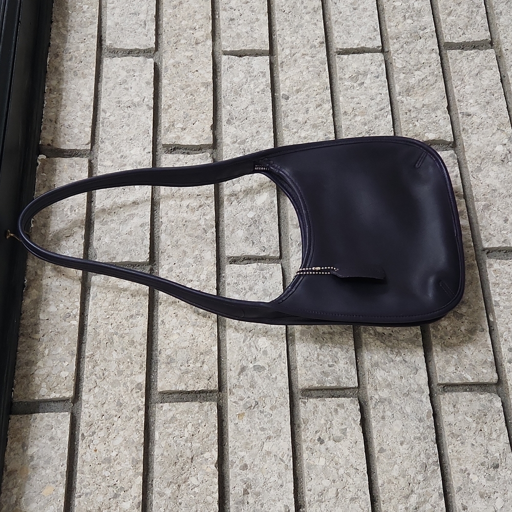 Authentic Vintage Coach Ergo Legacy 9020 Purple Shoulder Bag